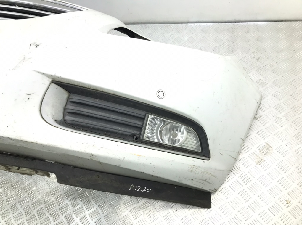 Бампер передний бу для Opel Insignia 1 2.0 CDTi,  2011 г.