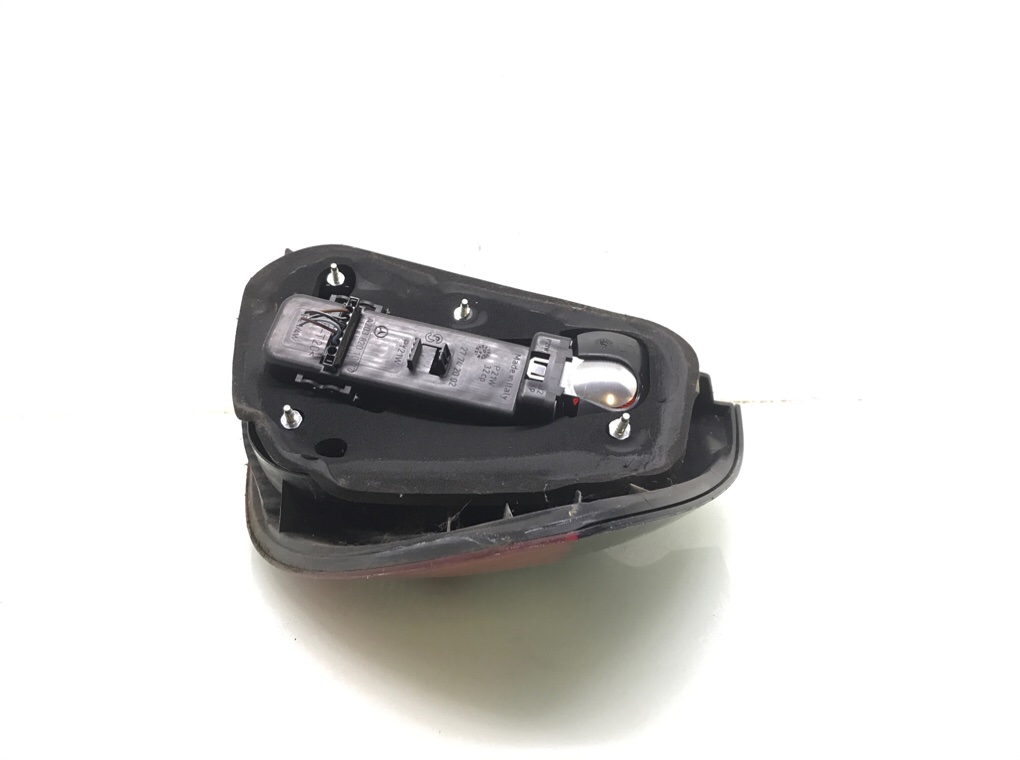 Фонарь задний левый бу для Mercedes C W203 1.8 i,  2004 г.