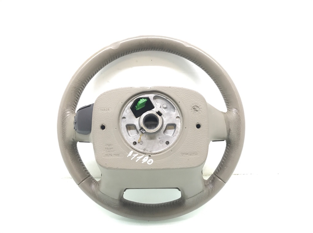 Руль бу для Volvo XC90 2.4 D5, 2004 г. Руль бу для Volvo XC90 2.4 D5, 2004 г.