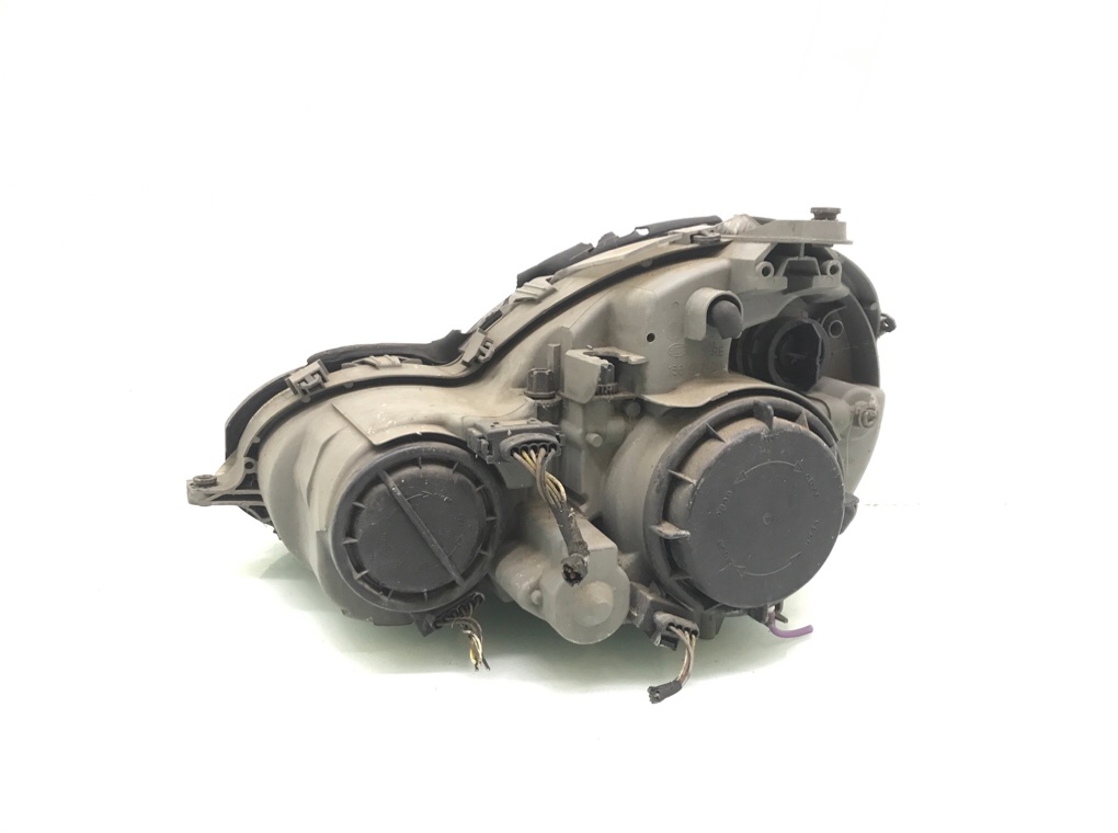 Фара правая бу для Mercedes C W203 1.8 i, 2004 г. Фара правая бу для Mercedes C W203 1.8 i, 2004 г.