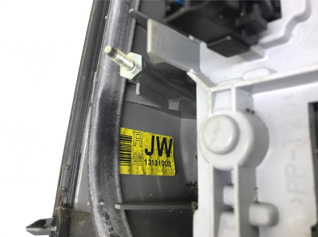 Фонарь задний правый бу для Opel Vectra C 1.9 CDTi, 2007 г. Фонарь задний правый бу для Opel Vectra C 1.9 CDTi, 2007 г.