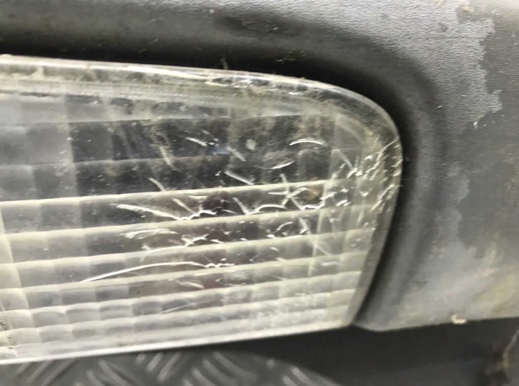 Клык бампера задний правый бу для Opel Vivaro 1 1.9 DCi,  2005 г.