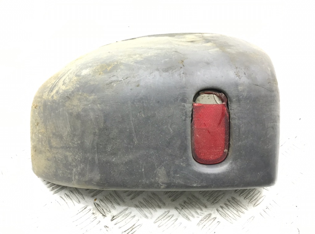 Клык бампера задний левый бу для Toyota RAV4 1 2.0 i, 1998 г. Клык бампера задний левый бу для Toyota RAV4 1 2.0 i, 1998 г.