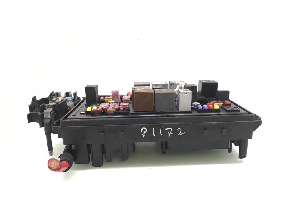 Блок предохранителей бу для Opel Zafira C 2.0 CDTi, 2013 г. Блок предохранителей бу для Opel Zafira C 2.0 CDTi, 2013 г.