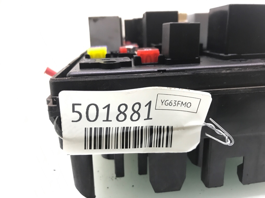 Блок предохранителей бу для Opel Zafira C 2.0 CDTi, 2013 г. Блок предохранителей бу для Opel Zafira C 2.0 CDTi, 2013 г.