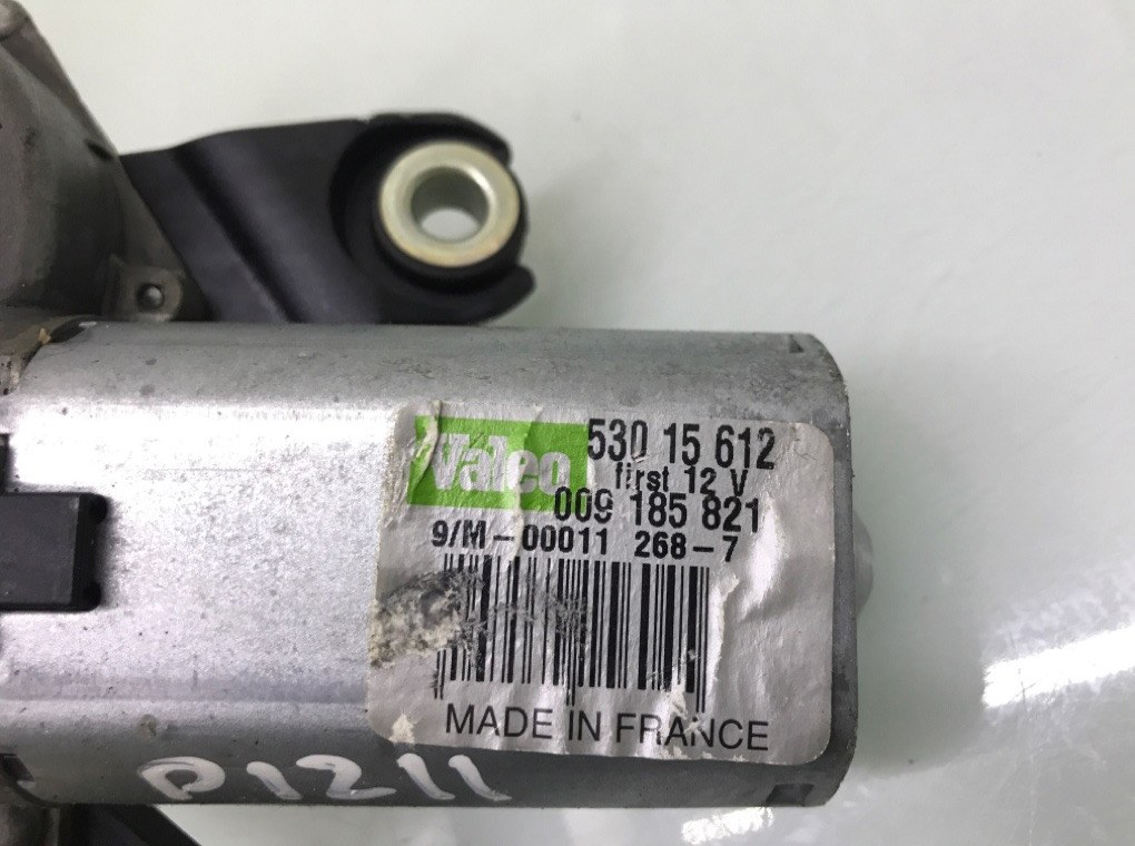 Моторчик заднего стеклоочистителя (дворника) бу для Opel Vectra C 1.9 CDTi,  2007 г.