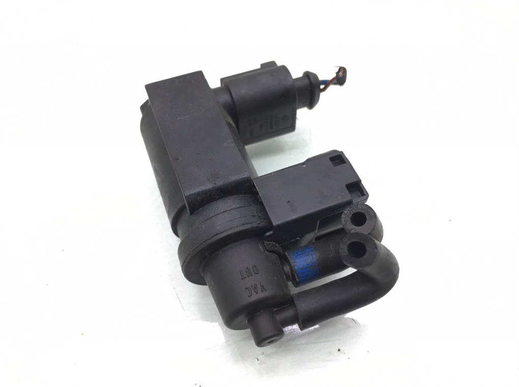 Клапан электромагнитный бу для Audi Q7 1 3.0 TDi,  2006 г.