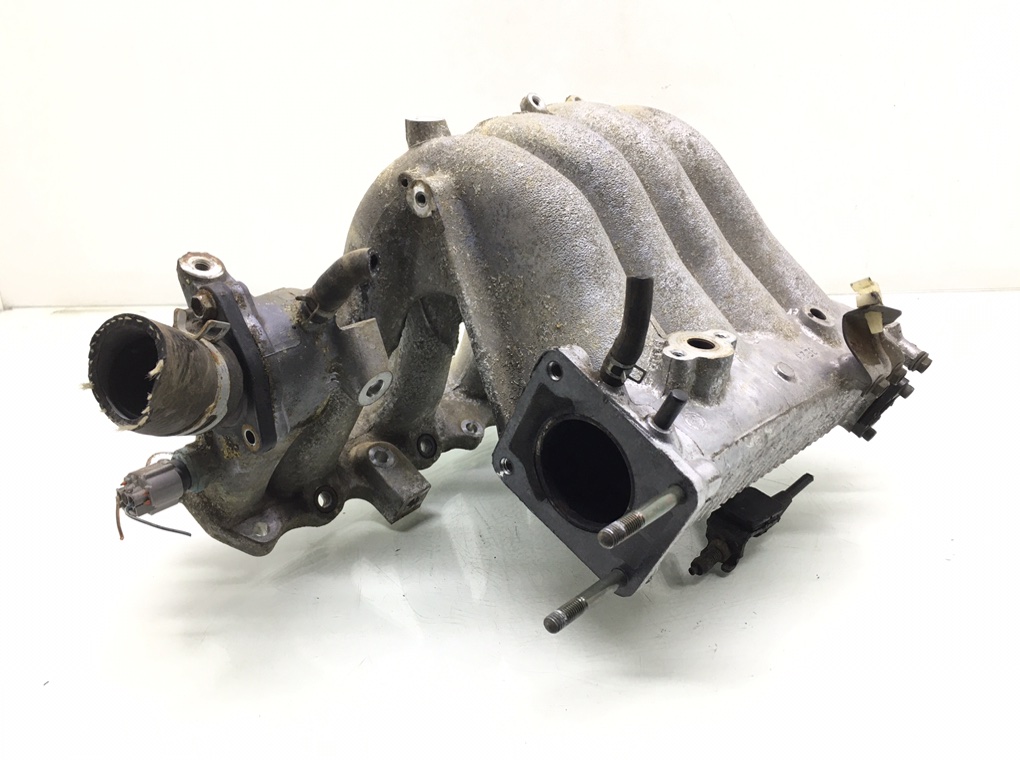 Коллектор впускной бу для Suzuki Grand Vitara 1 1.6 i, 2003 г. Коллектор впускной бу для Suzuki Grand Vitara 1 1.6 i, 2003 г.