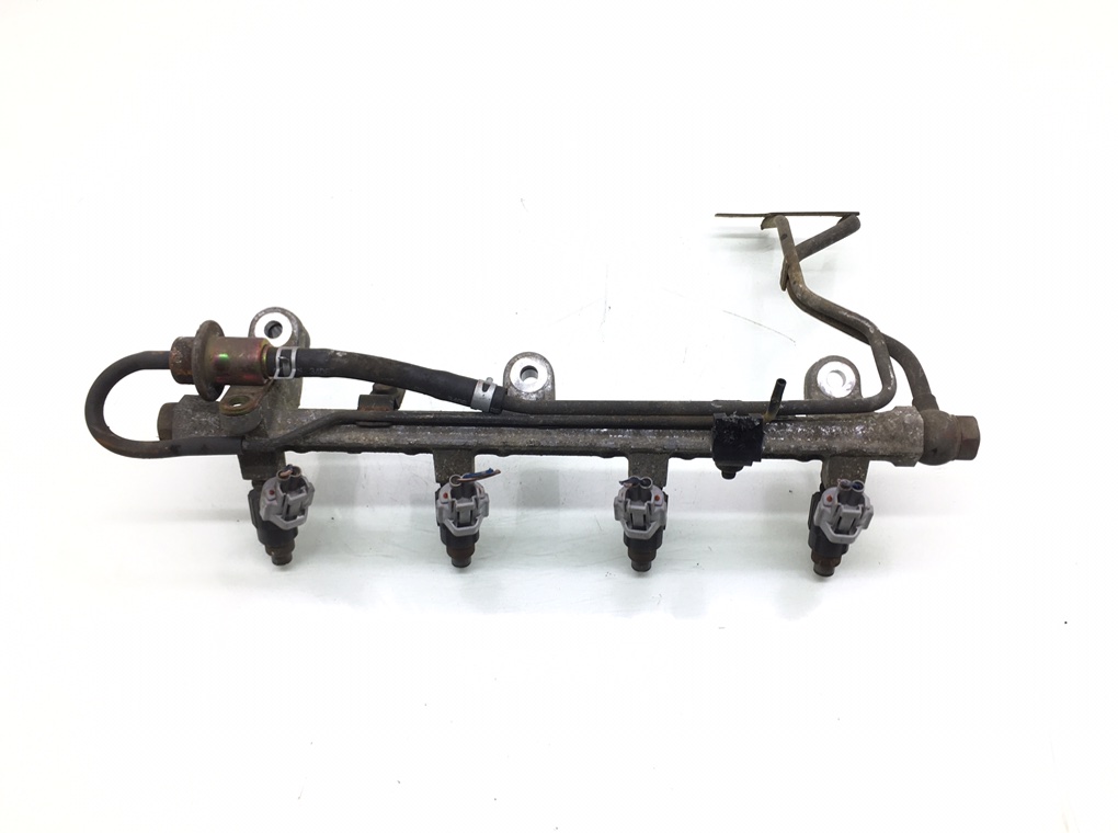 Топливная рампа бу для Suzuki Grand Vitara 1 1.6 i, 2003 г. Топливная рампа бу для Suzuki Grand Vitara 1 1.6 i, 2003 г.