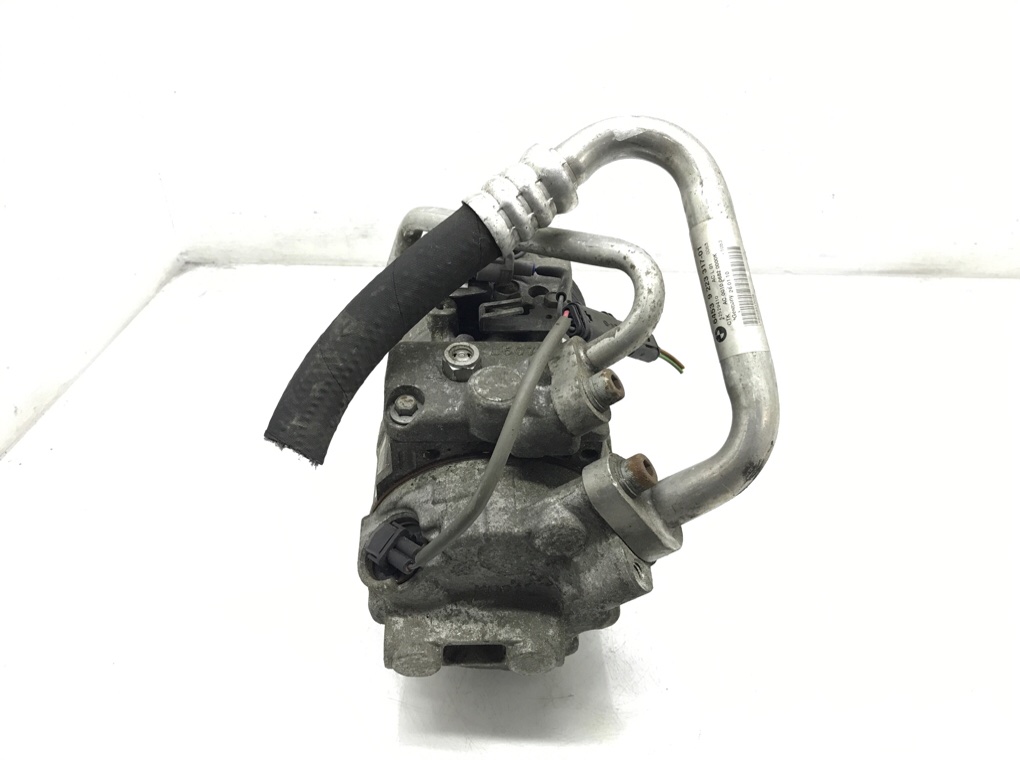 Компрессор кондиционера бу для BMW 1 E87/E81/E82/E88 2.0 TD,  2010 г.