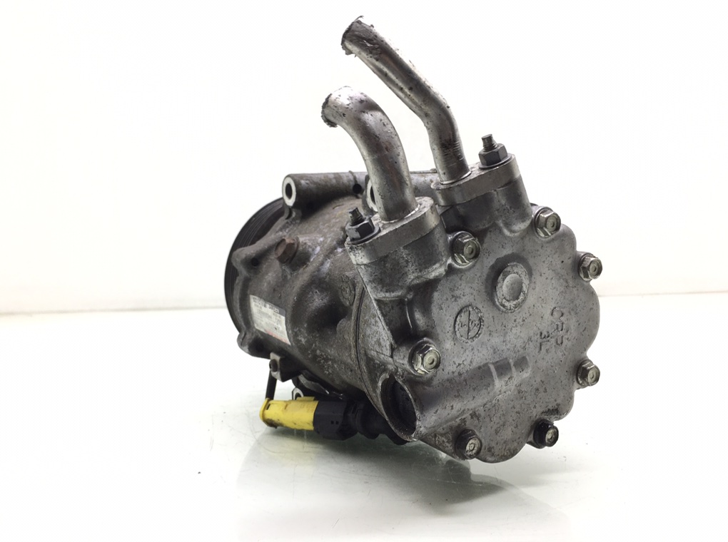 Компрессор кондиционера бу для Peugeot 3008  1.6 HDi,  2014 г.