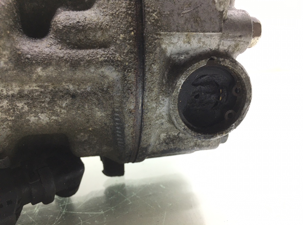 Компрессор кондиционера бу для Peugeot 3008  1.6 HDi,  2014 г.