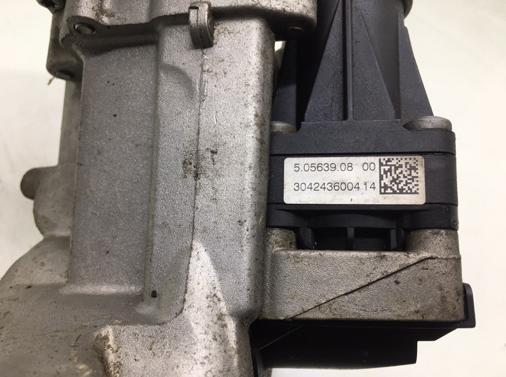 Клапан EGR бу для Peugeot 3008  1.6 HDi,  2014 г.