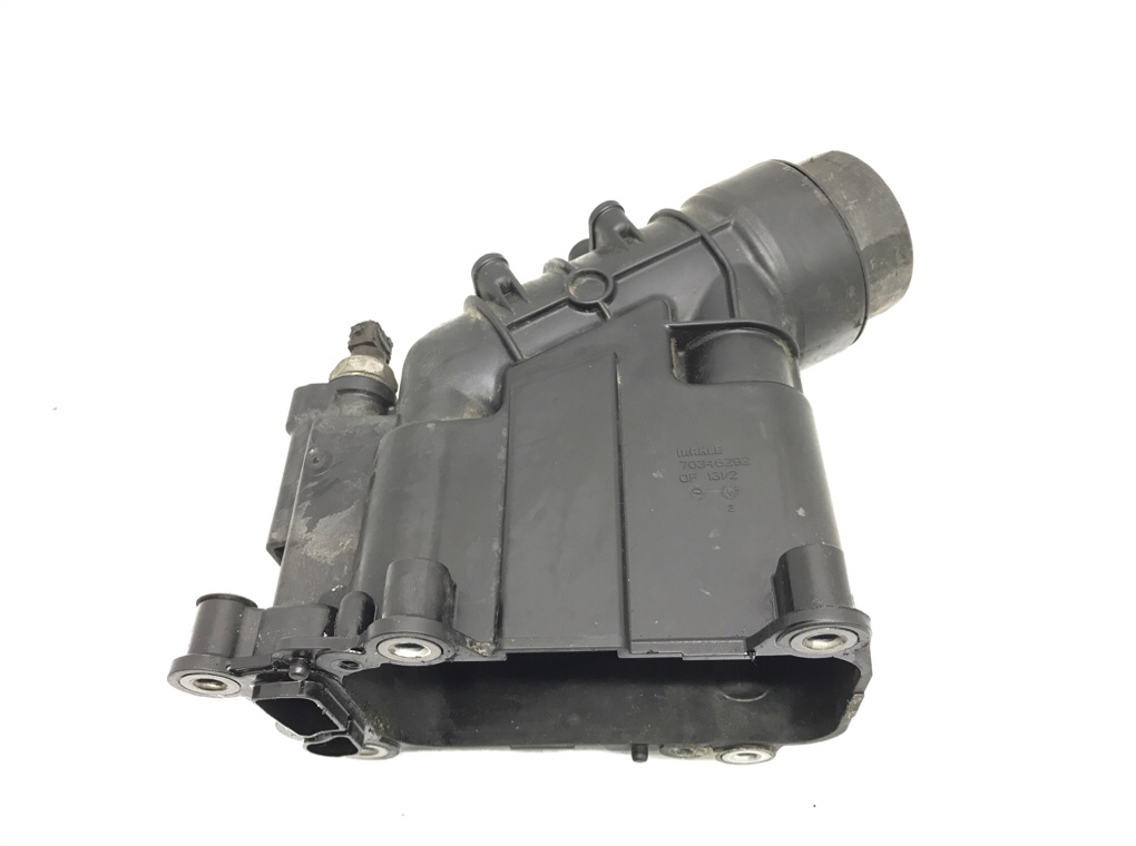 Корпус масляного фильтра бу для BMW 1 E87/E81/E82/E88 2.0 TD,  2010 г.