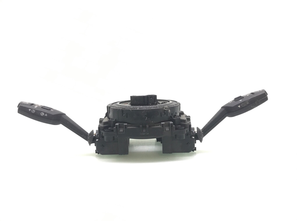 Переключатель подрулевой (стрекоза) бу для BMW 1 E87/E81/E82/E88 2.0 TD,  2006 г.