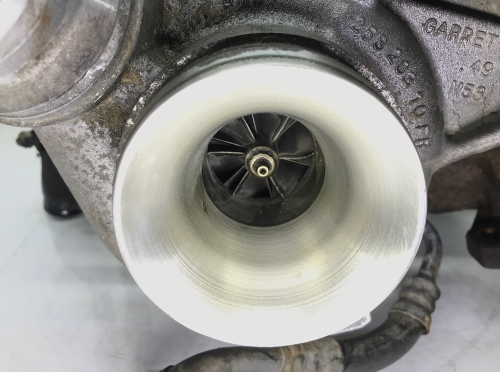 Турбина бу для BMW 3 E90/E91/E92/E93 2.0 TD,  2009 г.