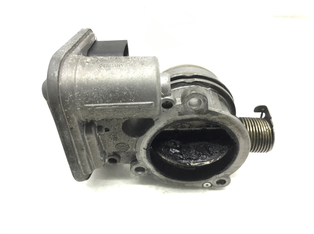 Заслонка дроссельная бу для BMW 3 E90/E91/E92/E93 2.0 TD, 2009 г. Заслонка дроссельная бу для BMW 3 E90/E91/E92/E93 2.0 TD, 2009 г.