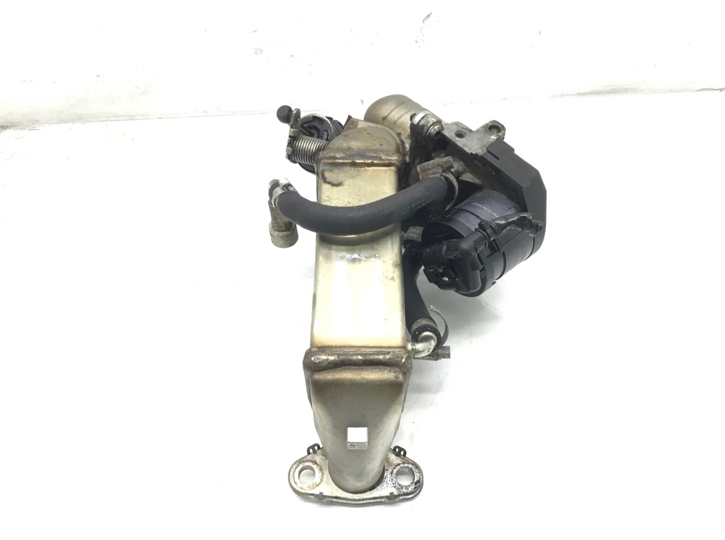 Клапан EGR бу для BMW 3 E90/E91/E92/E93 2.0 TD,  2009 г.