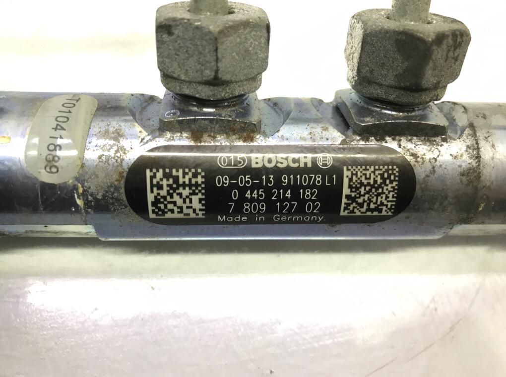 Топливная рампа бу для BMW 3 E90/E91/E92/E93 2.0 TD,  2009 г.