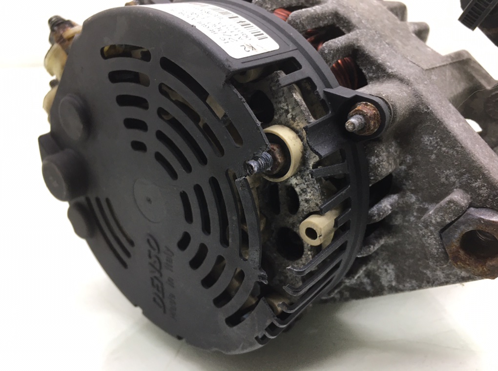 Генератор бу для Peugeot 107  1.0 i,  2006 г.