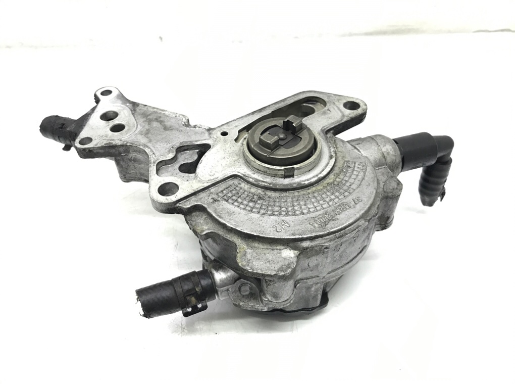 Насос вакуумный бу для Volkswagen Golf 5 1.9 TDi, 2004 г. Насос вакуумный бу для Volkswagen Golf 5 1.9 TDi, 2004 г.