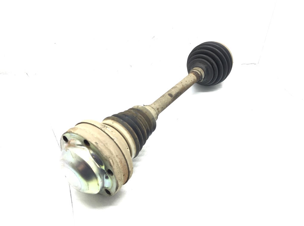 Полуось передняя левая (приводной вал, ШРУС) бу для Skoda Karoq  1.5 Ti,  2019 г.