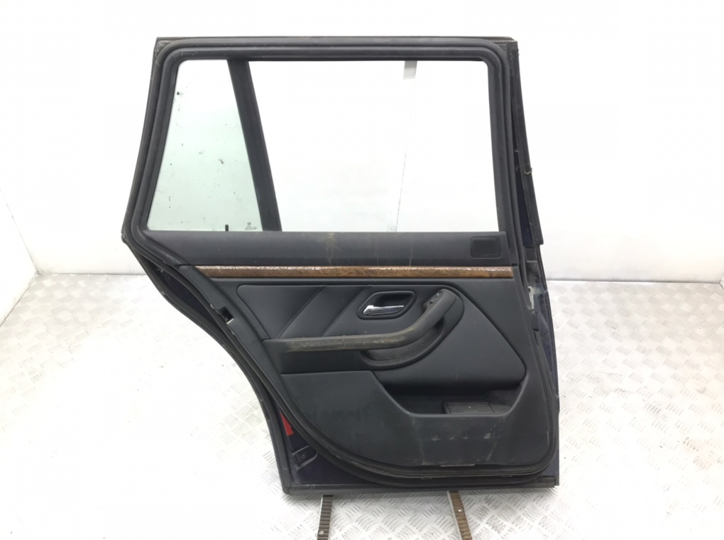 Дверь задняя левая бу для BMW 5 E39 3.0 D,  2003 г.