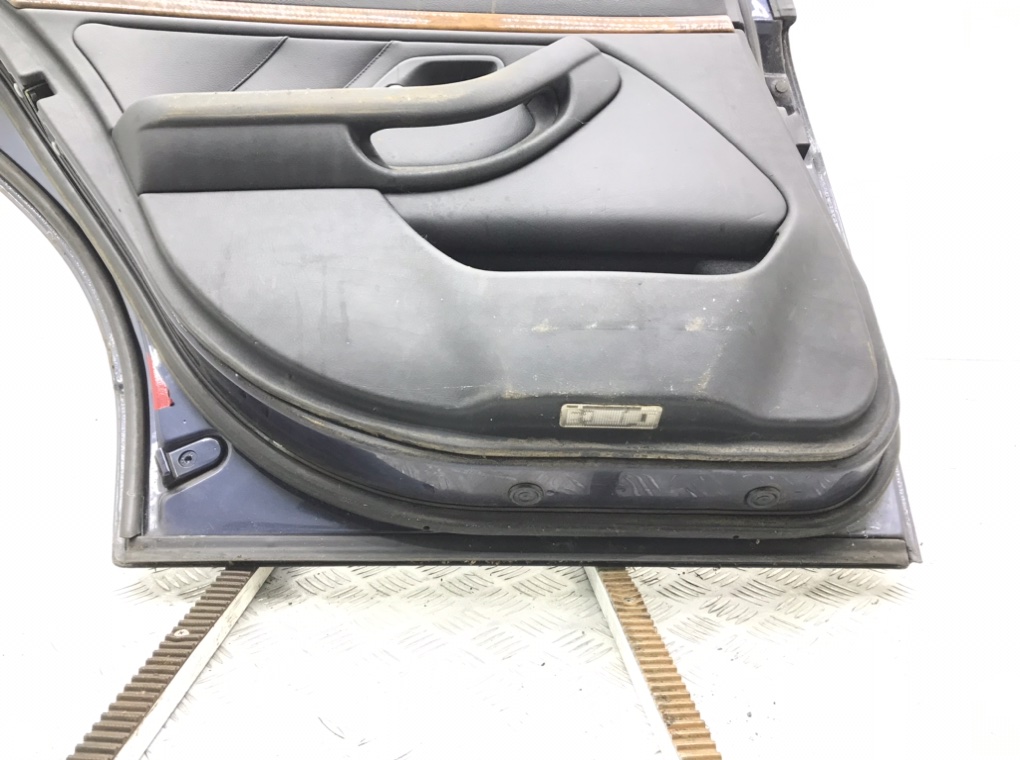 Дверь задняя левая бу для BMW 5 E39 3.0 D,  2003 г.