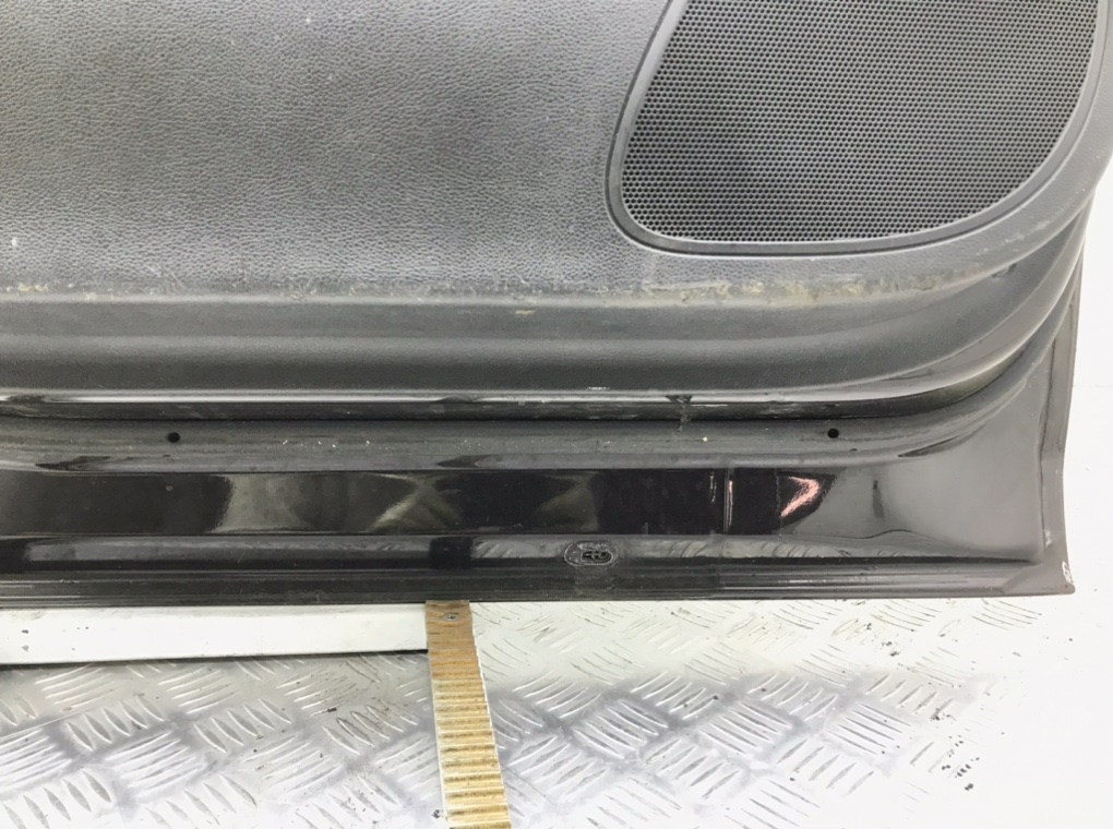 Дверь передняя левая бу для Opel Zafira C 2.0 CDTi,  2013 г.