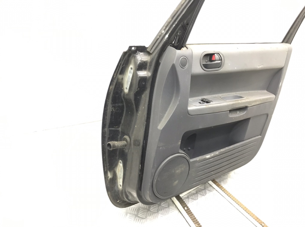 Дверь передняя правая бу для Mitsubishi Colt 6 1.1 i,  2006 г.