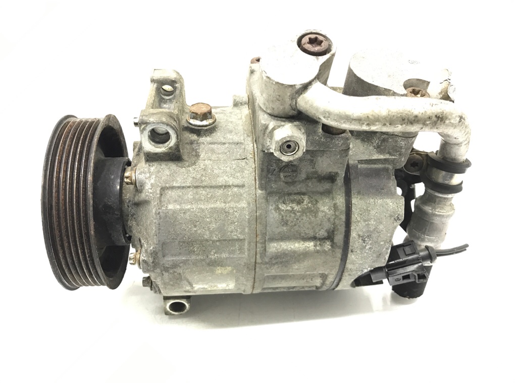 Компрессор кондиционера бу для Volkswagen Golf 5 1.9 TDi, 2005 г. Компрессор кондиционера бу для Volkswagen Golf 5 1.9 TDi, 2005 г.