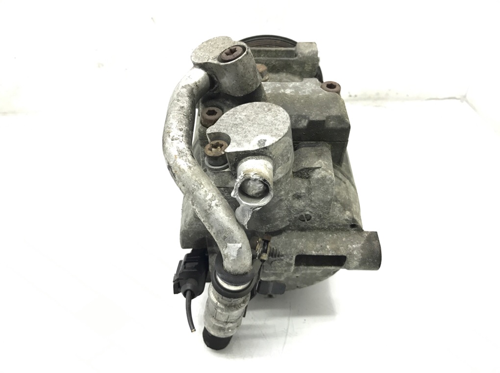 Компрессор кондиционера бу для Volkswagen Golf 5 1.9 TDi, 2005 г. Компрессор кондиционера бу для Volkswagen Golf 5 1.9 TDi, 2005 г.