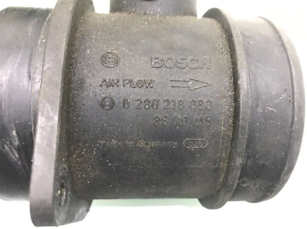 Расходомер воздуха бу для Volvo XC90  2.4 D5,  2004 г.