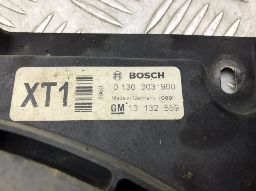 Вентилятор радиатора бу для Opel Astra H 1.7 CDTi,  2009 г.