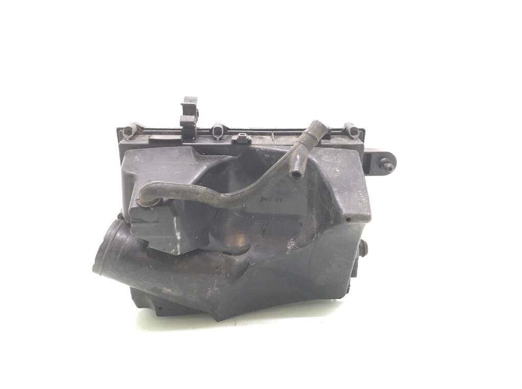 Корпус воздушного фильтра бу для Opel Vectra C 1.9 CDTi, 2007 г. Корпус воздушного фильтра бу для Opel Vectra C 1.9 CDTi, 2007 г.