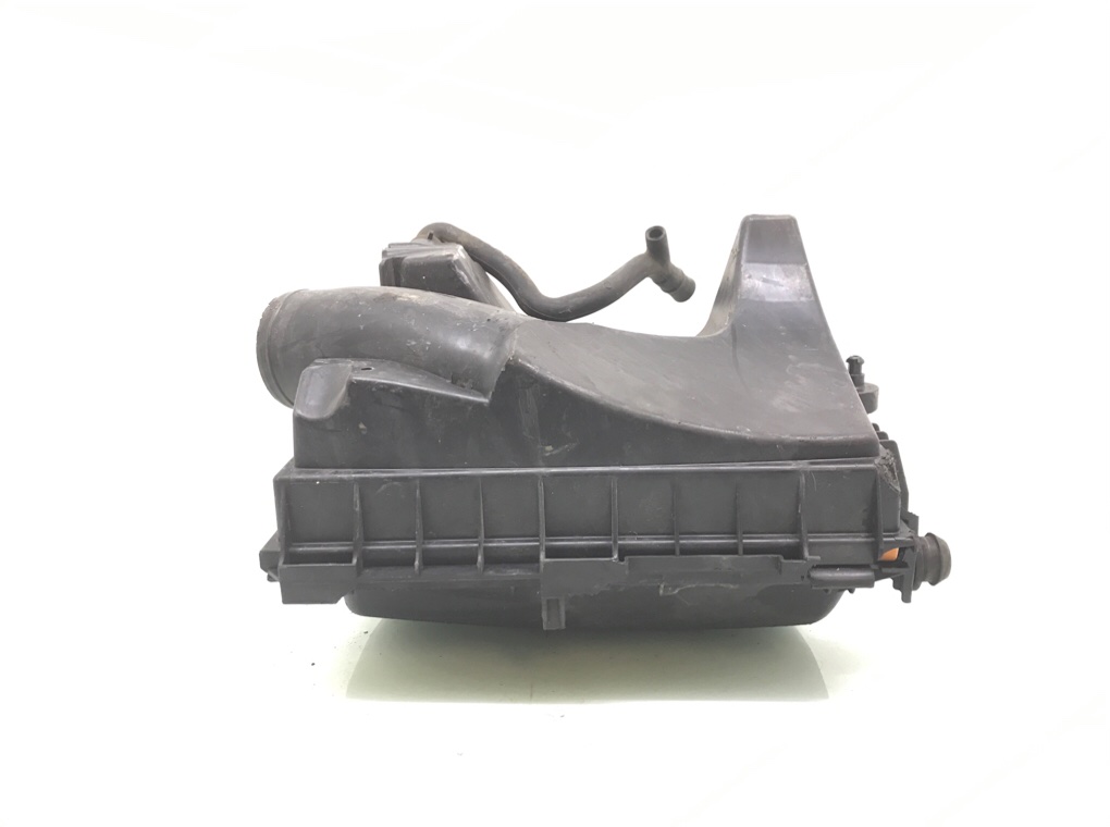 Корпус воздушного фильтра бу для Opel Vectra C 1.9 CDTi, 2007 г. Корпус воздушного фильтра бу для Opel Vectra C 1.9 CDTi, 2007 г.