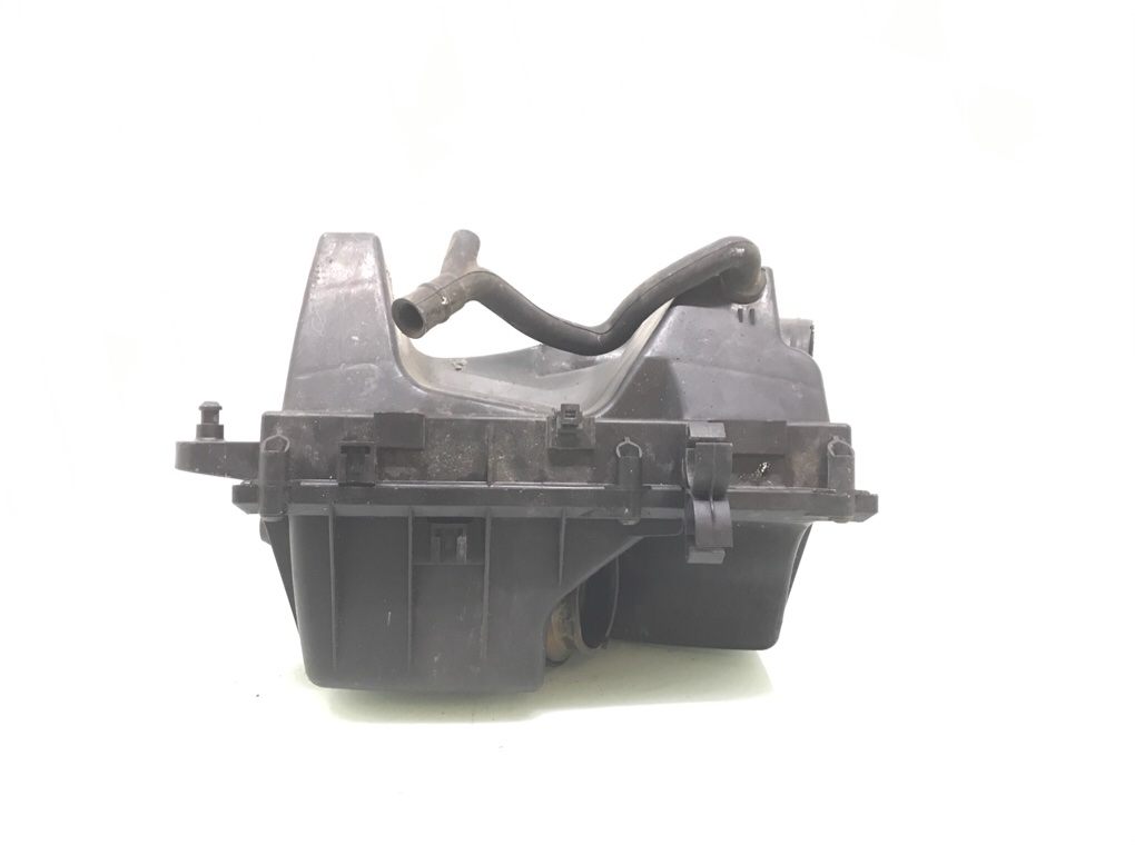 Корпус воздушного фильтра бу для Opel Vectra C 1.9 CDTi, 2007 г. Корпус воздушного фильтра бу для Opel Vectra C 1.9 CDTi, 2007 г.