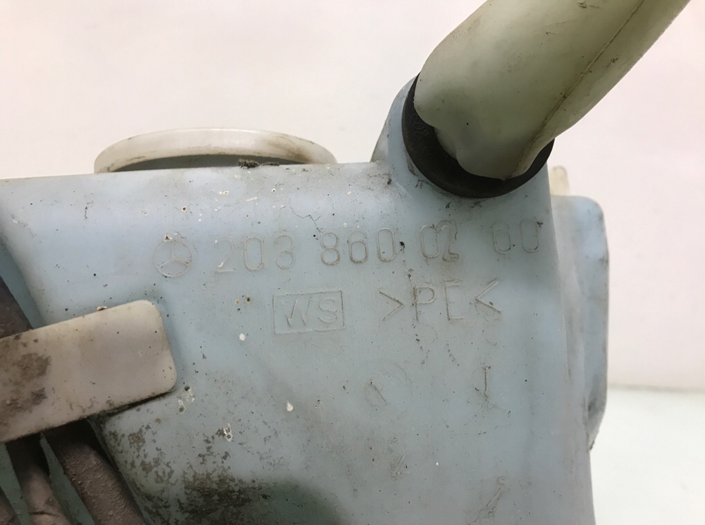 Бачок омывателя бу для Mercedes C W203 1.8 i,  2004 г.