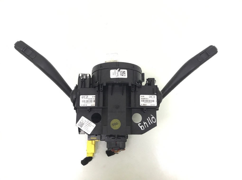 Переключатель подрулевой (стрекоза) бу для Volkswagen Golf Plus 5 1.6 i, 2006 г. Переключатель подрулевой (стрекоза) бу для Volkswagen Golf Plus 5 1.6 i, 2006 г.