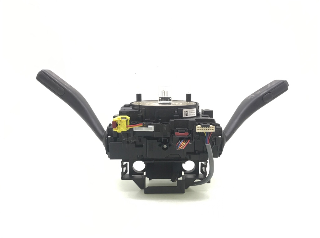 Переключатель подрулевой (стрекоза) бу для Volkswagen Golf 6 1.6 TDi, 2011 г. Переключатель подрулевой (стрекоза) бу для Volkswagen Golf 6 1.6 TDi, 2011 г.