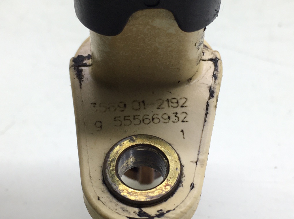 Датчик распредвала бу для Opel Astra J 1.4 i, 2010 г. Датчик распредвала бу для Opel Astra J 1.4 i, 2010 г.