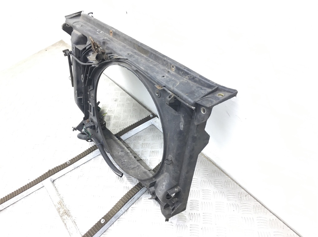 Панель передняя (телевизор) бу для Peugeot 206 1 2.0 i, 2001 г. Панель передняя (телевизор) бу для Peugeot 206 1 2.0 i, 2001 г.