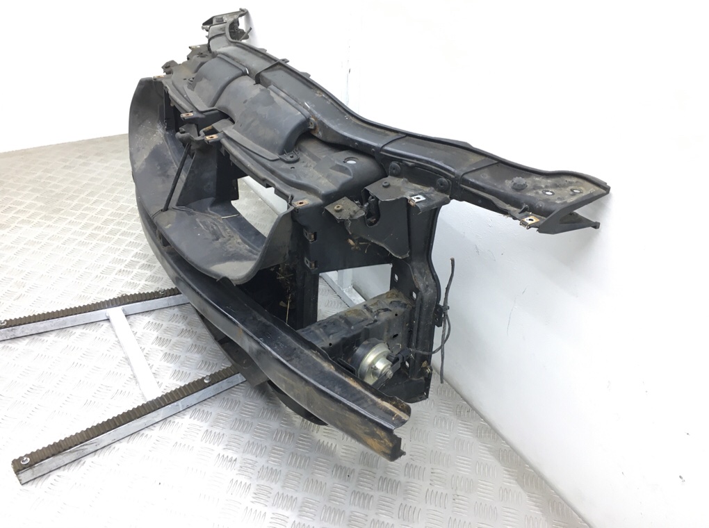 Панель передняя (телевизор) бу для BMW 3 E90/E91/E92/E93 2.0 TD,  2007 г.