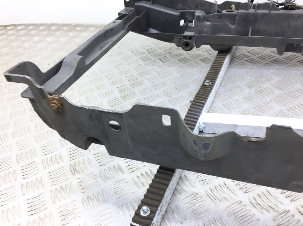 Панель передняя (телевизор) бу для Citroen C3 2 1.6 HDi, 2011 г. Панель передняя (телевизор) бу для Citroen C3 2 1.6 HDi, 2011 г.