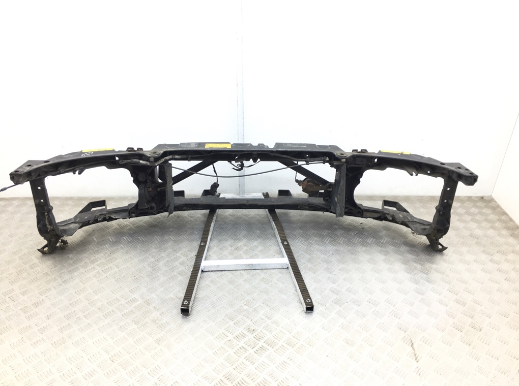 Панель передняя (телевизор) бу для Land Rover Range Rover Sport 1 2.7 TD,  2006 г.