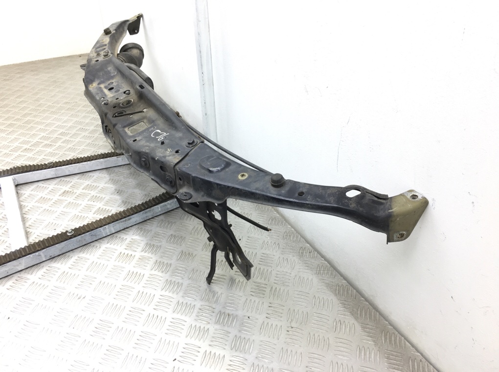 Панель передняя (телевизор) бу для Opel Astra H 1.4 i,  2007 г.