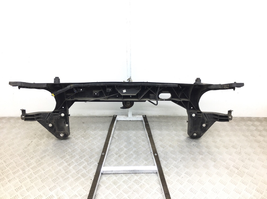 Панель передняя (телевизор) бу для Renault Modus 1 1.5 DCi, 2008 г. Панель передняя (телевизор) бу для Renault Modus 1 1.5 DCi, 2008 г.