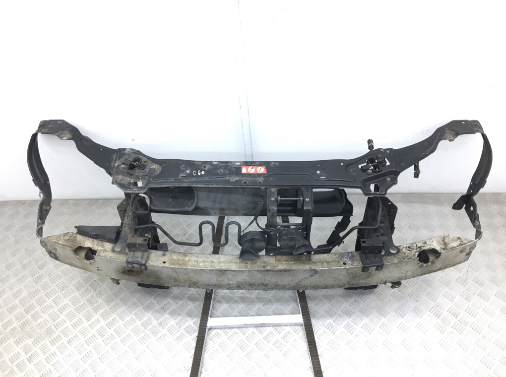 Панель передняя (телевизор) бу для Mercedes C W203 2.2 CDi,  2004 г.