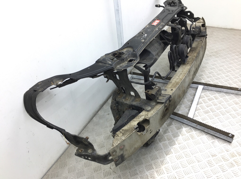 Панель передняя (телевизор) бу для Mercedes C W203 2.2 CDi,  2004 г.