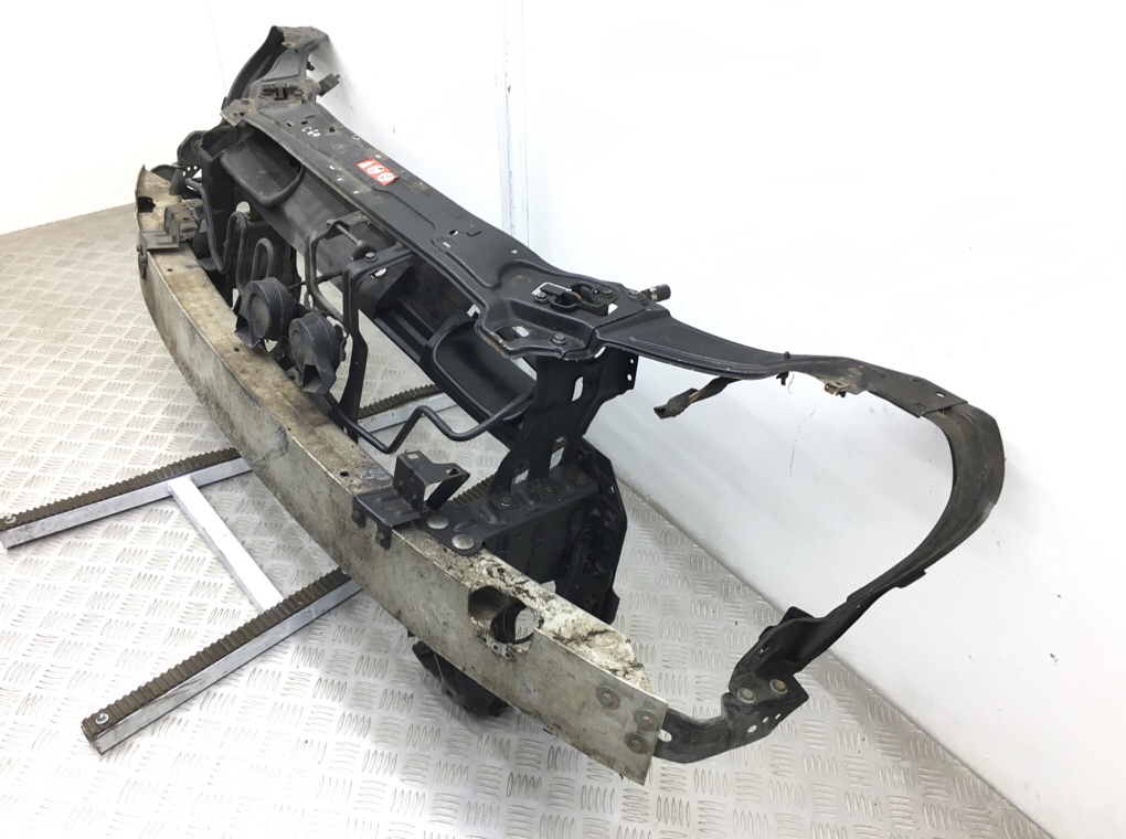 Панель передняя (телевизор) бу для Mercedes C W203 2.2 CDi,  2004 г.